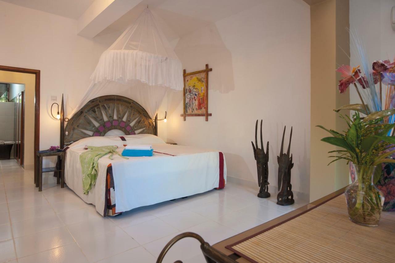 Ngala Lodge Fajara Εξωτερικό φωτογραφία